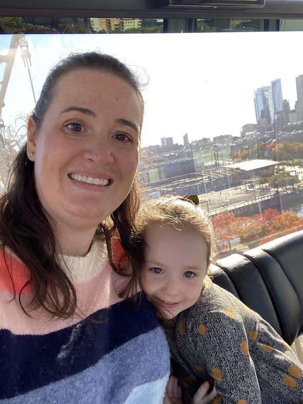 Jessica and Alma in the Grande Roue